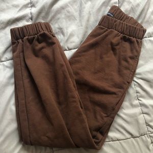 Brown brandy Melville Rosa sweats